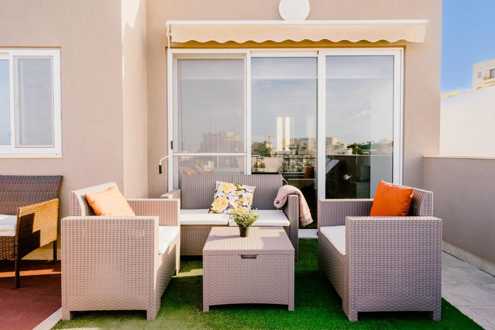 דירות סליאמה La88 Bayview Penthouse With Jacuzzi מראה חיצוני תמונה