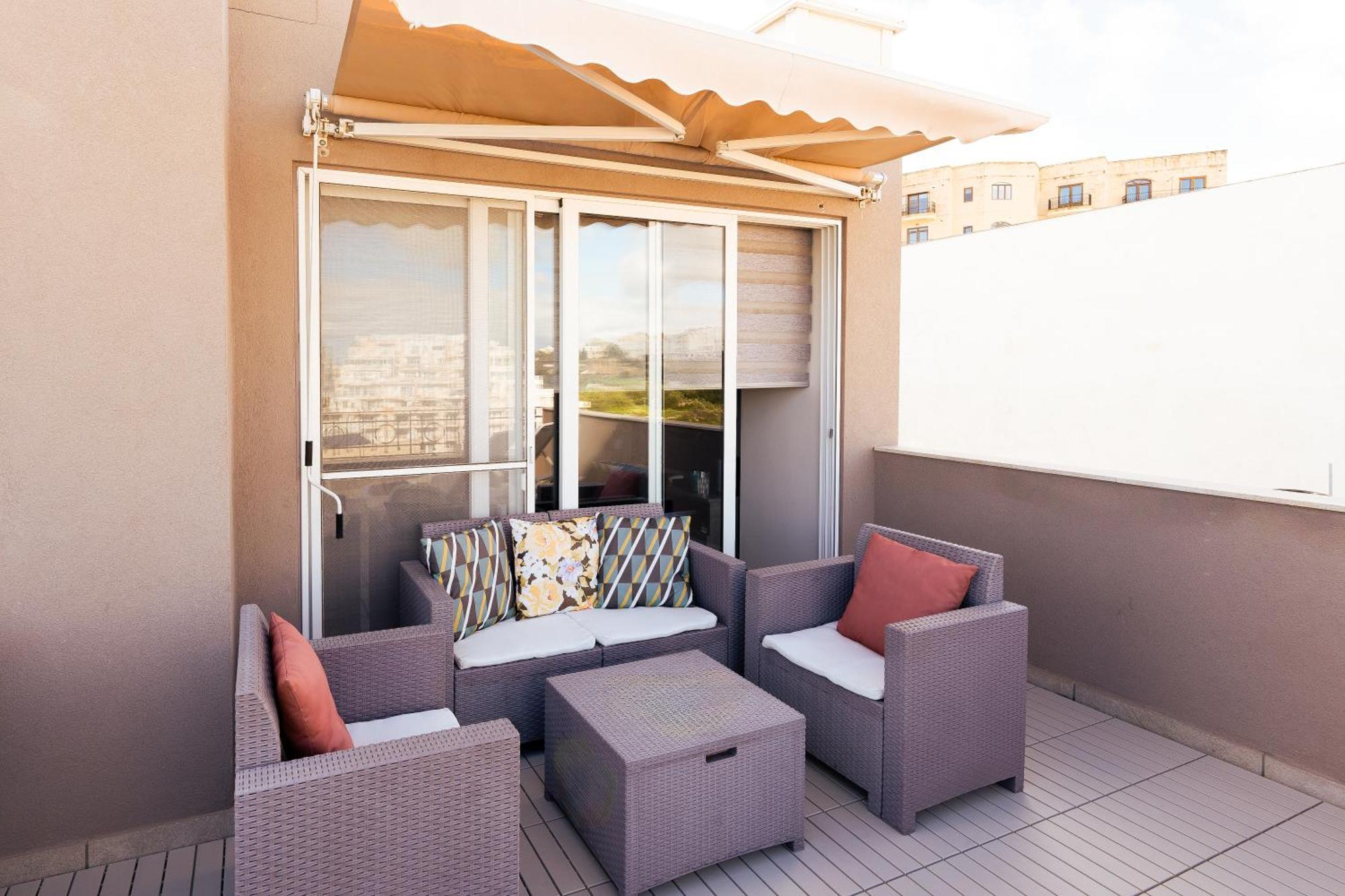 דירות סליאמה La88 Bayview Penthouse With Jacuzzi מראה חיצוני תמונה