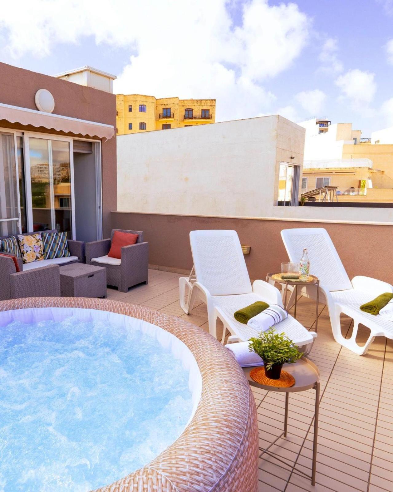 דירות סליאמה La88 Bayview Penthouse With Jacuzzi מראה חיצוני תמונה